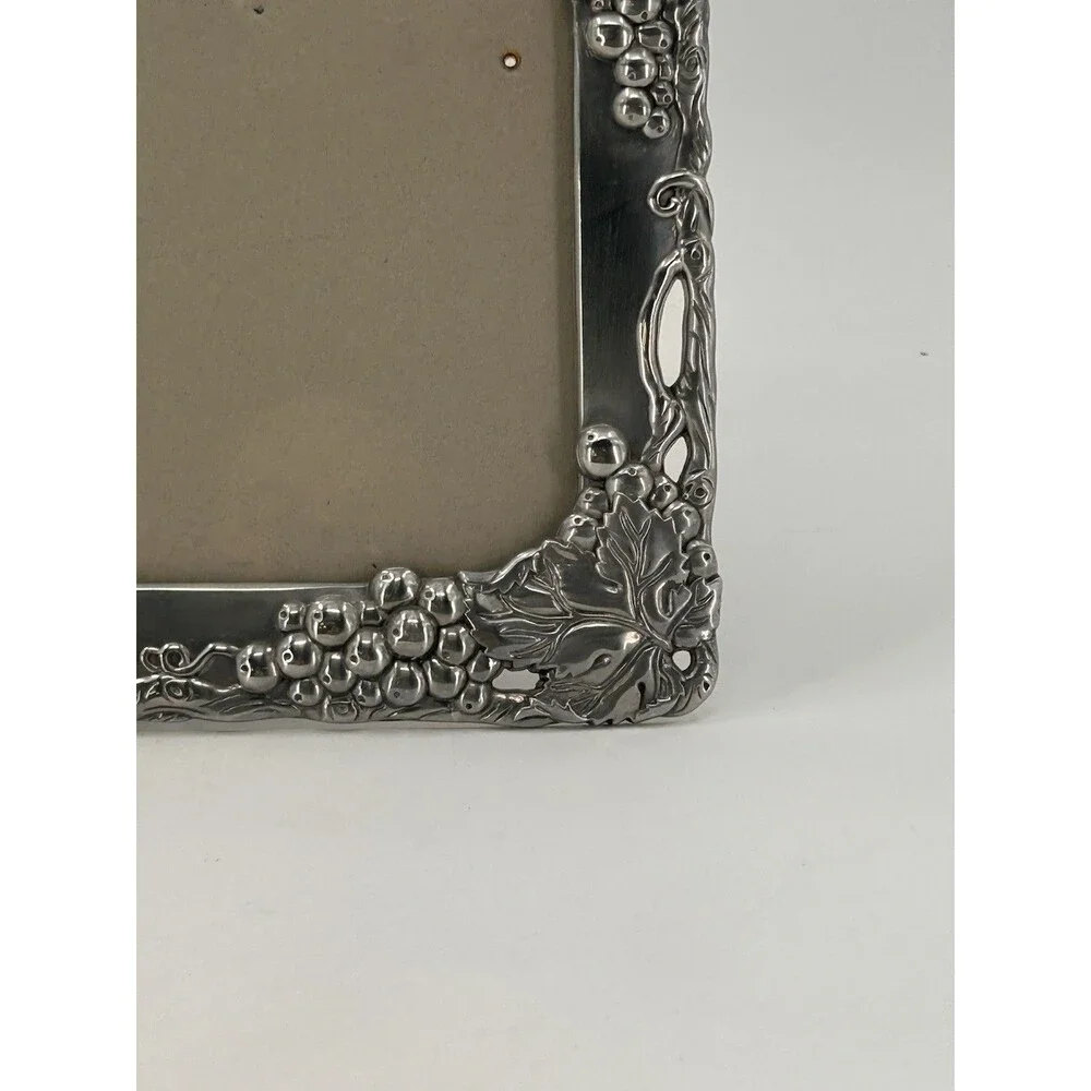 Vintage ARTHUR COURT Picture Frame Grape Vine Botanical 8x10 inch Fast Shipping